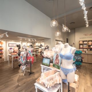 monomarca triumph genova