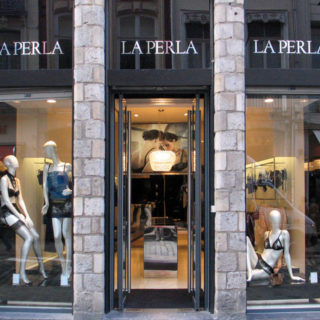 la perla licenziamenti