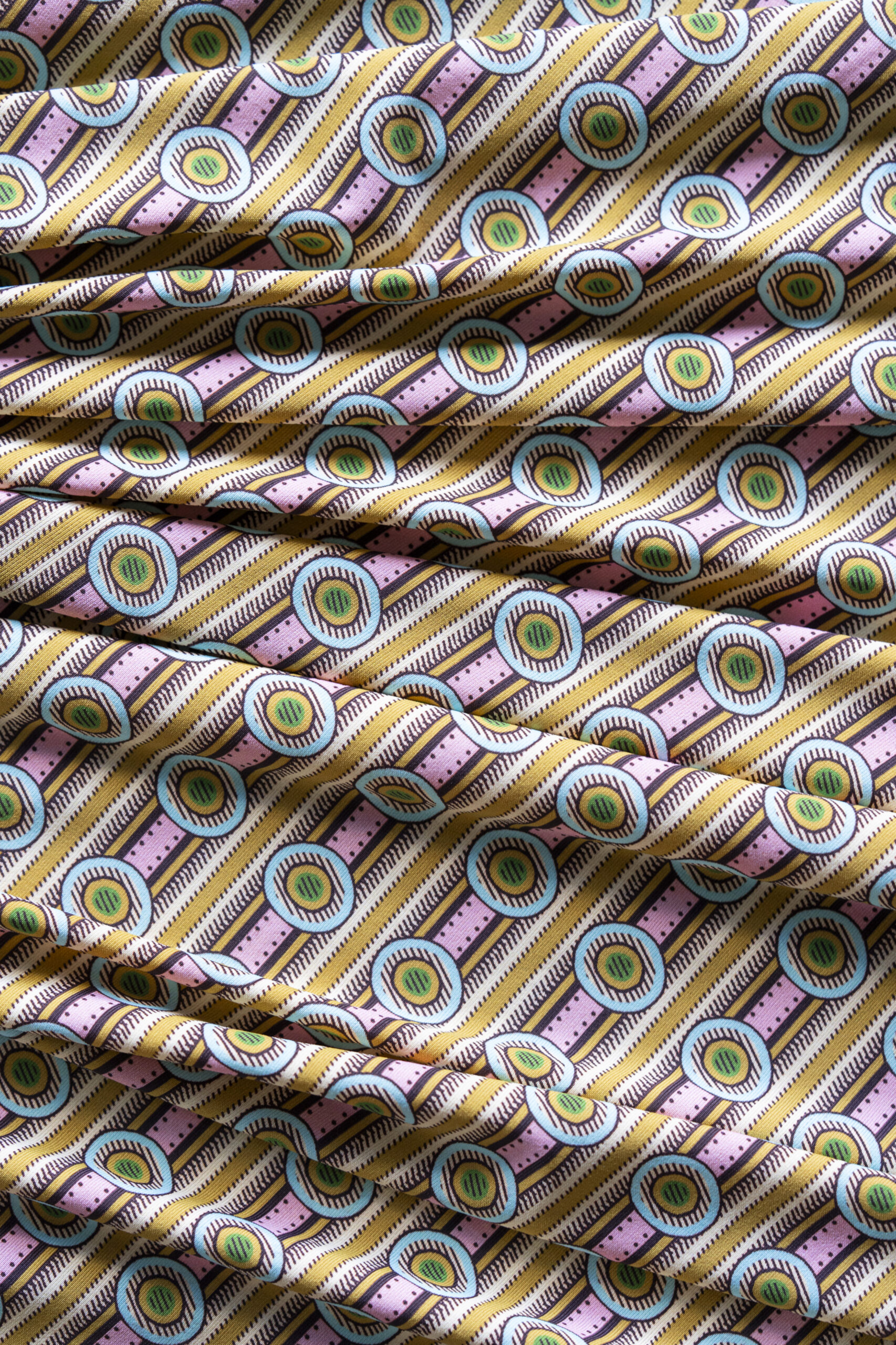 collezione beach&body 2027 di Clerici Tessuto